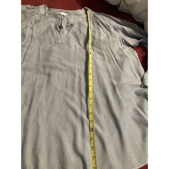 Ingrid & Isabel Maternity Blouse XL Blue White Pin Stripe - Picture 9 of 16